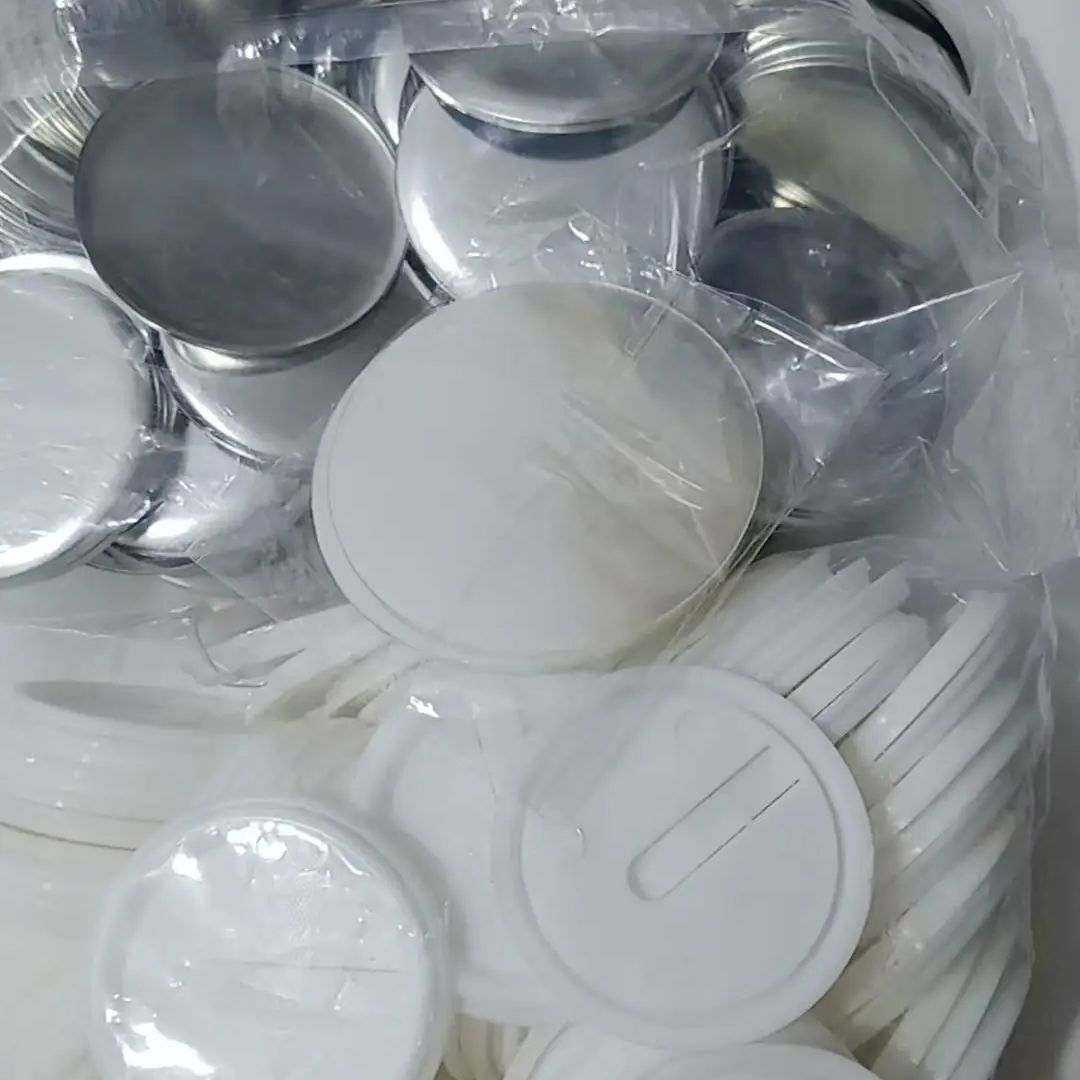 100 pezzi di badge a bottone d - Button Badge Blank recensione e prezzo